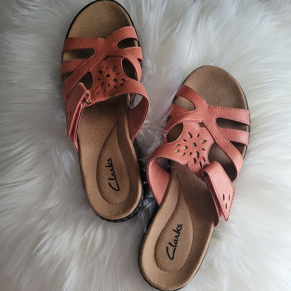 Clark's Leisa Plum Slides